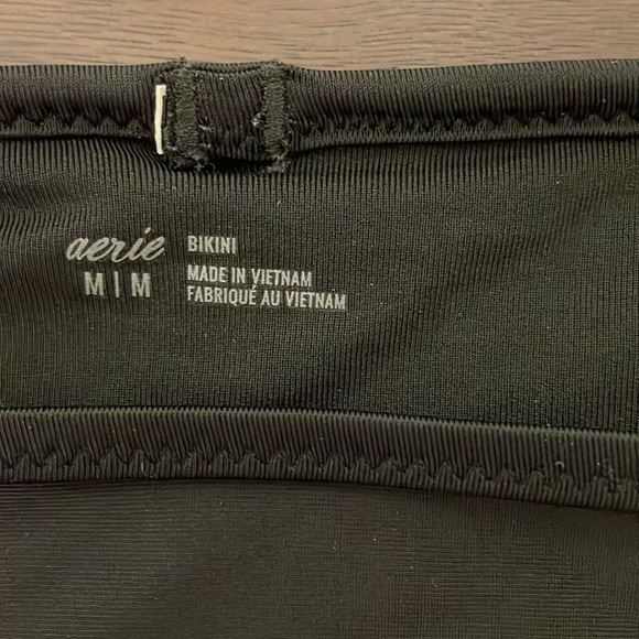 Aerie Black ruffle bikini bottom, size medium - Picture 2 of 4